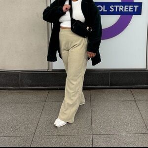 HALARA XL HIGH WAISTED CORDUROY PANTS